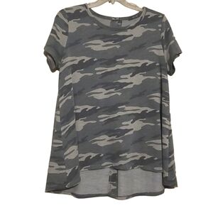Coin 1804 Los Angeles | Women's Camo Print High Low Blouse (Size XL)